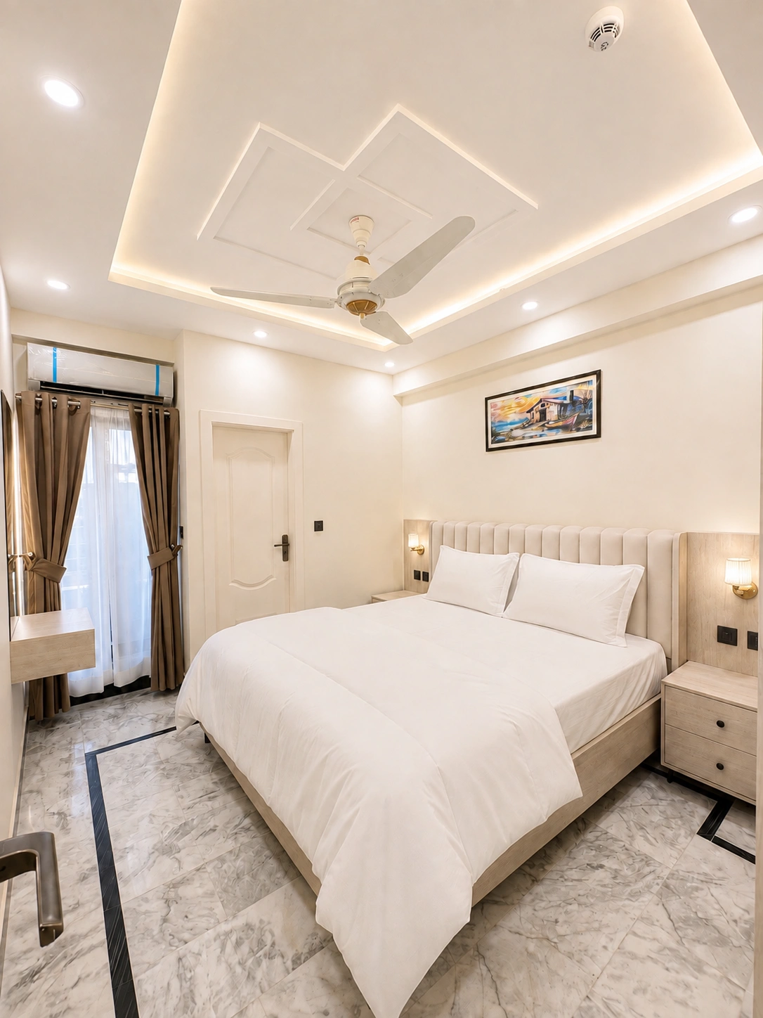 3-Bedroom Deluxe interior view 8